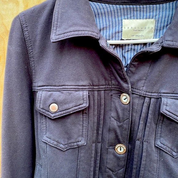 Jacket - Picture 2 of 6